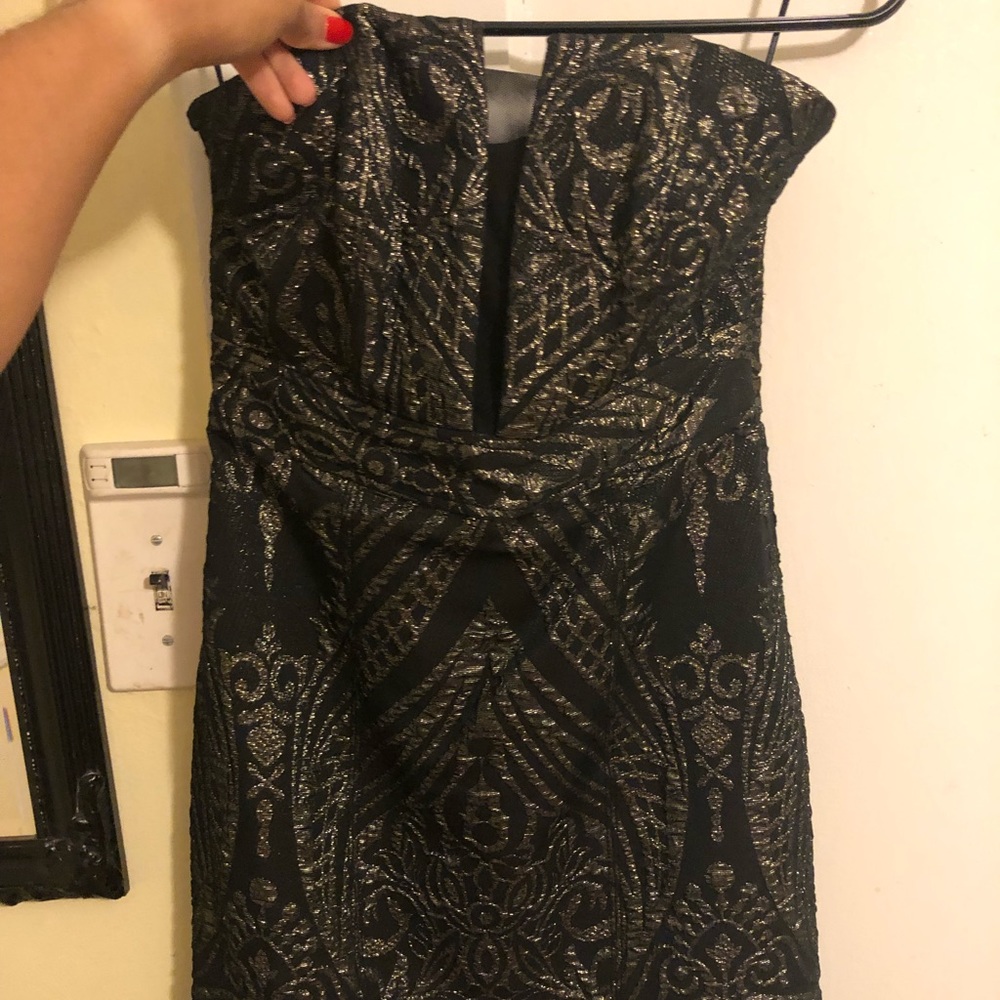 Express Black and gold mini strapless dress size 2